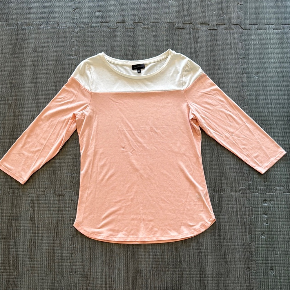 The Limited Peach & Cream Quarter Sleeve Top - Women’s Size M